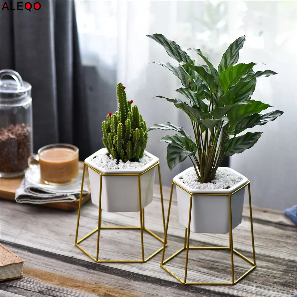 

Nordic Gold Ceramics Storage Jar Tank with Metal Shelves Scandinavian Sundries Organizer Flower Vase Desk Storage Tin for Home