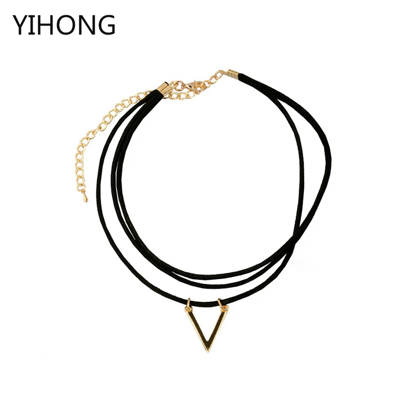 

New Fashion Jewelry Velvet Choker Necklace Tight Black Leather Short Necklace Gold Alloy V Pendant Clothing Accessory