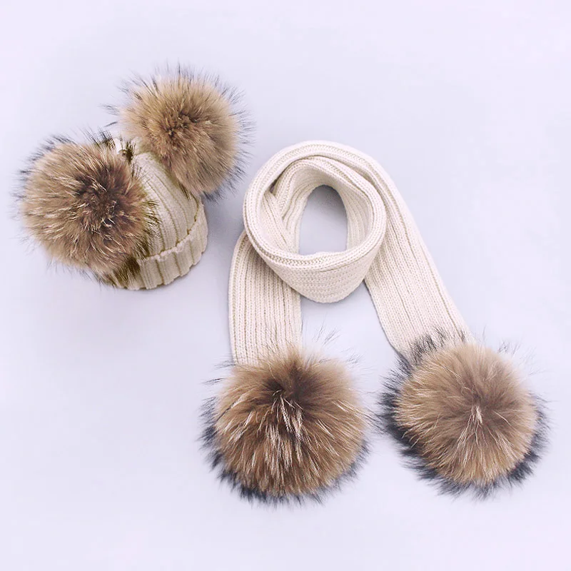 Children Pompon Beanie Hat Scarf Set Autumn Winter Outdoor Knitted Cotton Warm Real Raccoon Fur Pom-pom Caps Scarf 2 Piece Suit - Цвет: Beige 4 balls