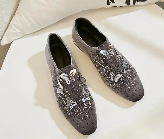 2010 г., последняя мода, роскошная женская обувь со стразами и бабочкой Брендовая обувь для отдыха из флока и овчины на плоской подошве Большие размеры