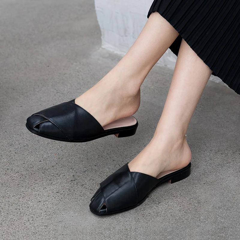 

Women Cow Leather Slippers Black Apricot Closed toe Slip On Summer Sandals Outside Flip Flops Beach Sandal Shoes Woman