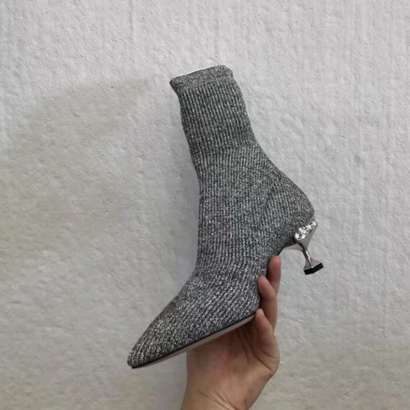 

2018 Woman Boots Pointed Toe Stretch Fabric Ankle Boots Bling Crystal Embellished Heel Metal Decor Sock Boots Sapato Feminino