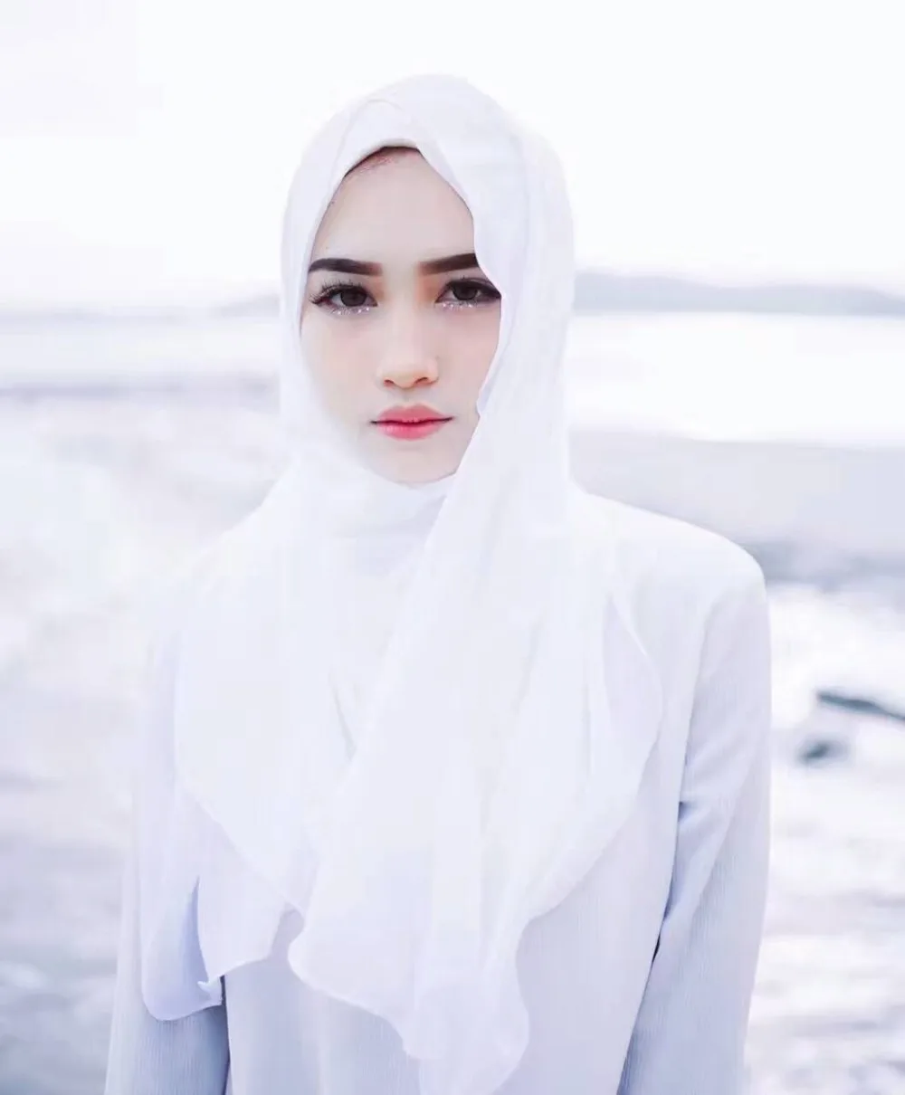 Популярный Малайзийский Стиль мусульманские хиджабы шарфы/шарф женский простой пузырь шифон шарф хиджаб обертывание сплошной шаль на голову подшарф
