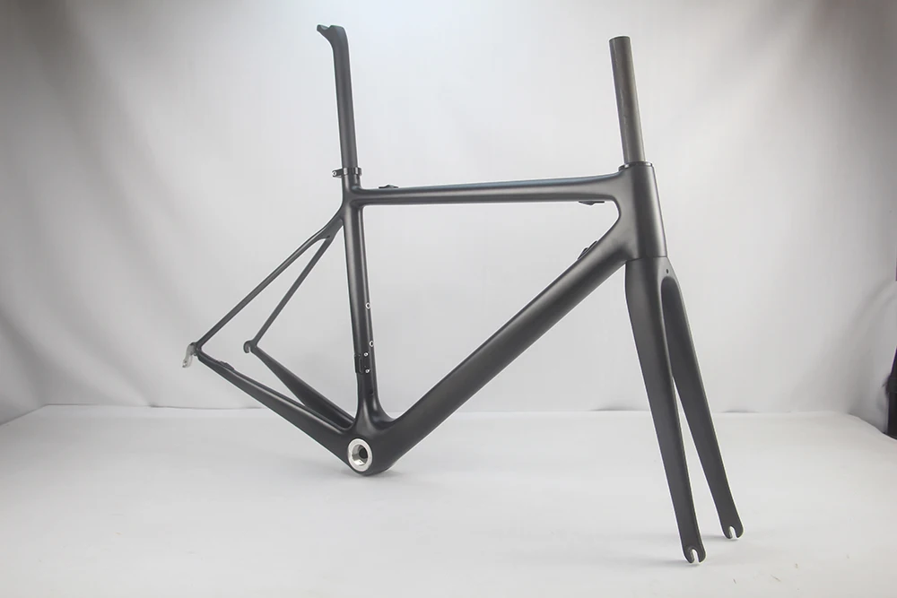 Discount Superlight Classisc style carbon Road bike frameset with fork/seatpost/handlebarUltra-light 975g DI2/Mechanical 7