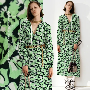 

Fashion yarn emerald green print dress skirts trench coat fabrics