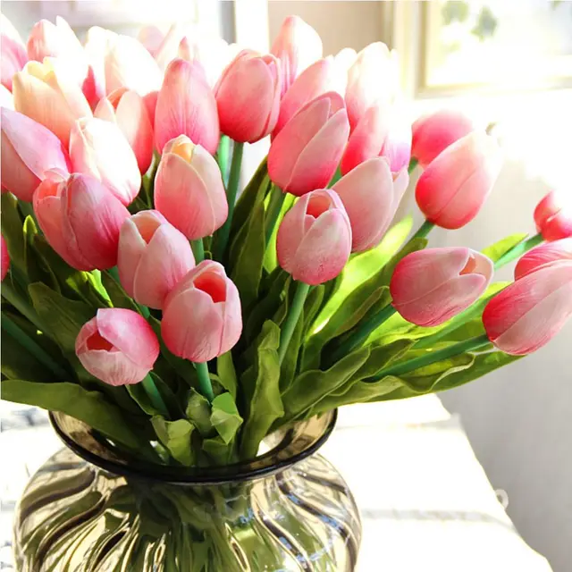 tulips for wedding