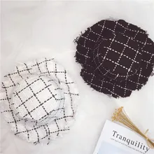 Милый ребенок рыбак шляпа черный плед рыбак шляпа солнца