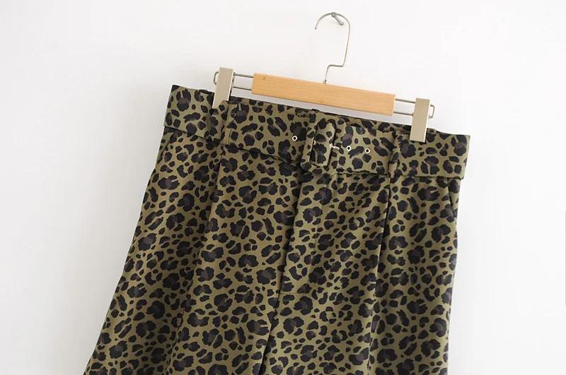 Женские винтажные шорты с леопардовым принтом и поясом, элегантные женские повседневные шорты на молнии с животным узором, шикарные панталоны, P209