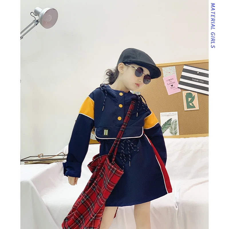 

Girls coat 2019 early autumn new drawstring waist slimming hit color hooded long windproof jacket tide