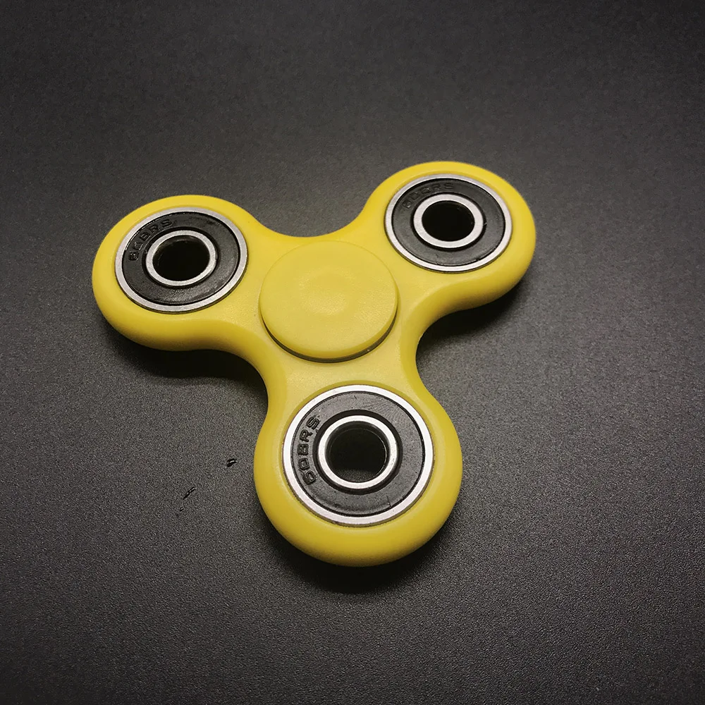 7 Цветов керамика Бусы Tri-Spinner Пластиковые EDC Руки Спиннер Для Аутизма и СДВГ волнуются спинер Долгое Время Анти стресс Игрушки