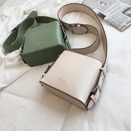 

Broadband Messenger Bag Women's 2019 New Trend Fashion Shoulder Bag Joker Crossbody Multicolor Simple Bucket Bag