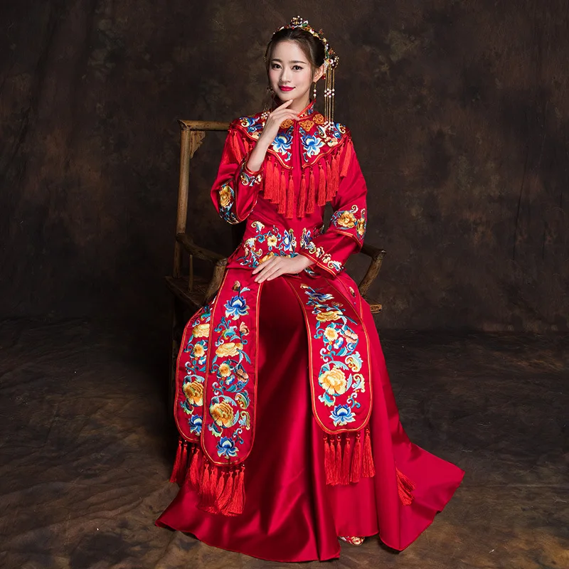 

Female Oriental Qipao Red Floral Oversea Chinese Bride Wedding Dress Gown Tassel SuZhou Embroidery Cheongsam Stage Show Clothing