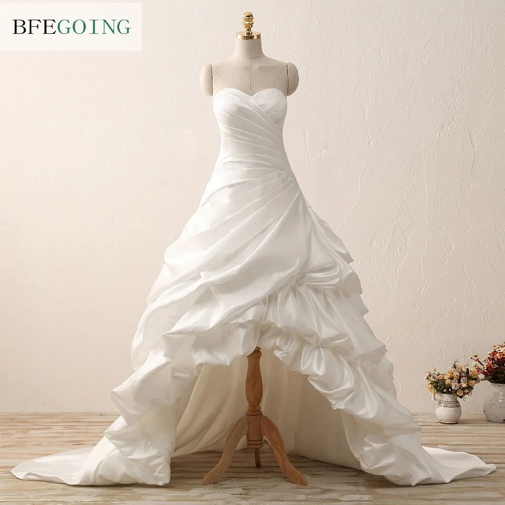 

Ivory Soft Satin Sweetheart Floor-length A-line Wedding dress Chapel Train Sleeveless Off the Shoulder Custom made