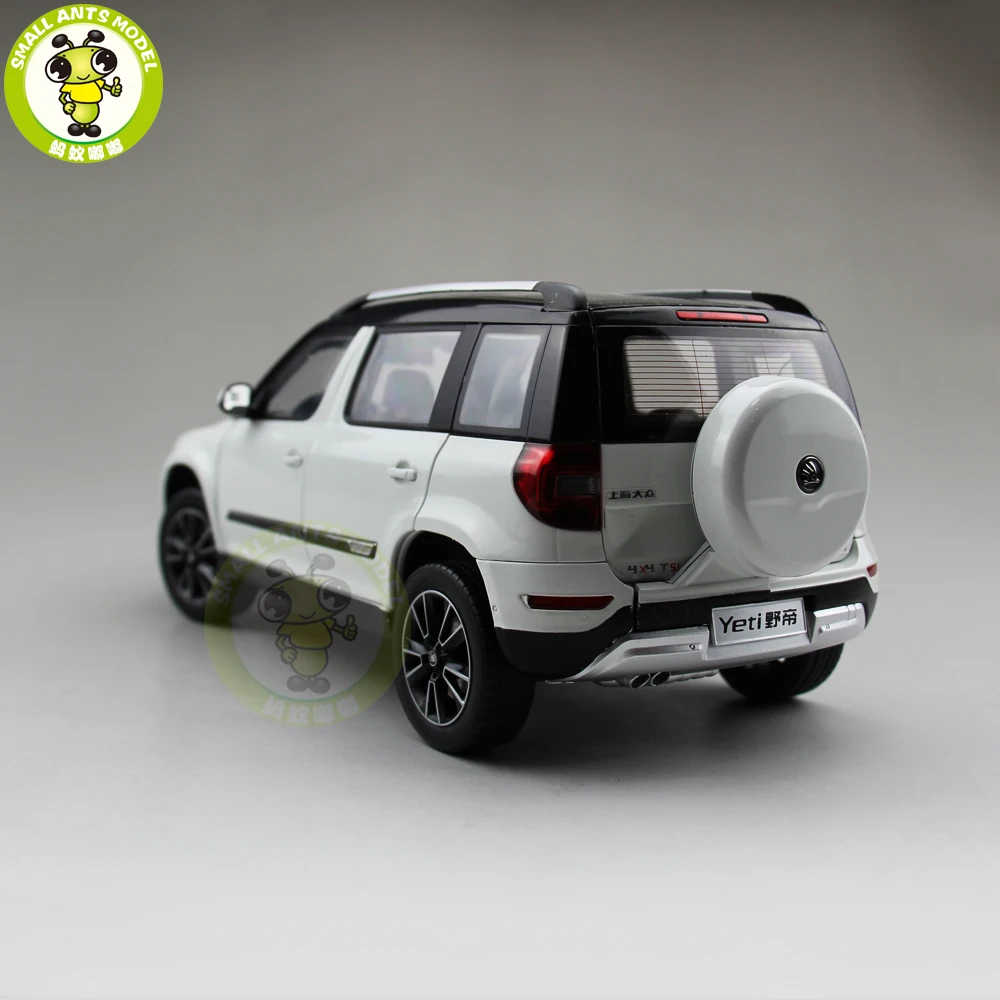 1/18 Skoda Yeti SUV литая модель металлическая модель автомобиля SUV Подарочная коллекция хобби белый