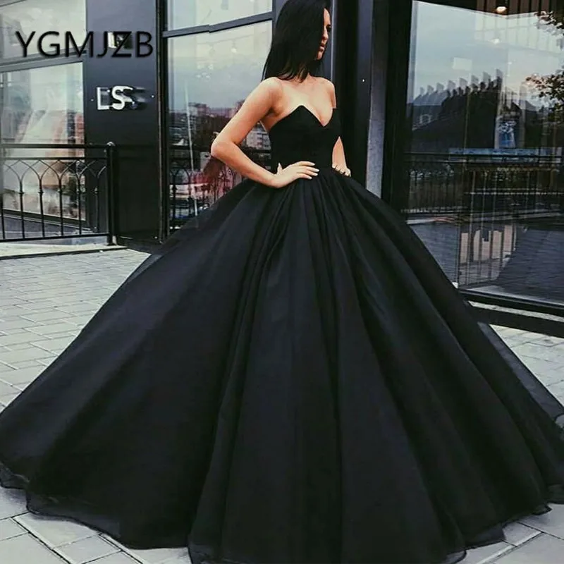 

Sukienki Na Bal Puffy Black Prom Dresses 2019 Ball Gown Sweetheart Long Evening Dress Saudi Arabic Women Formal Prom Party Gown