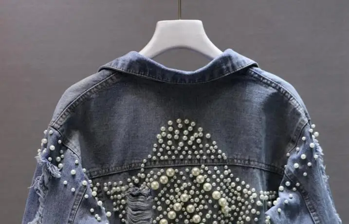 2018 herfst Nieuwe Koreaanse vrouwen mode kralen gat denim jas lange mouwen parel jas vrouwelijke jean jas 1834 2018 herfst Nieuwe Koreaanse vrouwen mode kralen gat denim jas lange mouwen parel jas vrouwelijke jean jas 1834