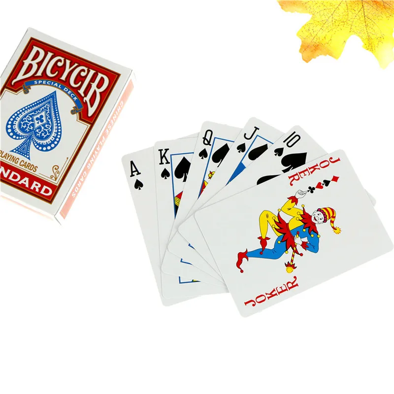 Крупным планом уличное волшебство трюк ребенок детская головоломка игрушка волшебные карты помечены конусная колода карт игральные карты для покера Волшебные трюки