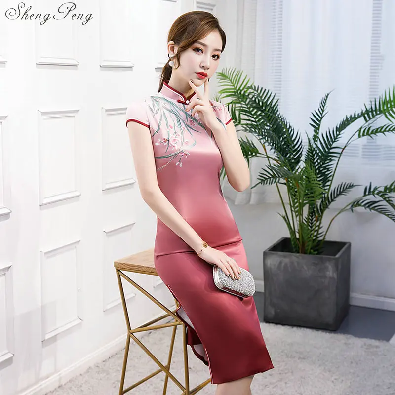 Китайское платье Чонсам с вышивкой женское Qipao короткое китайское традиционное платье с коротким рукавом Чонсам Q737