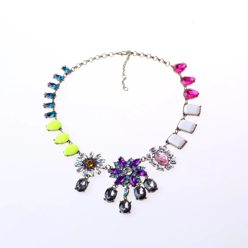 2015 New European-style personality exaggerated retro sweet simple and elegant multicolor Bohemian crystal necklace A-427 | Украшения и