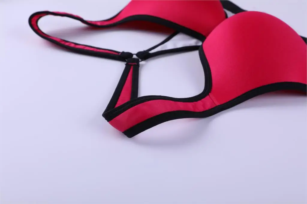 SYROKAN Women's Medium Impact Full Figure Racerback Wirefree Foam Support Sports Bra