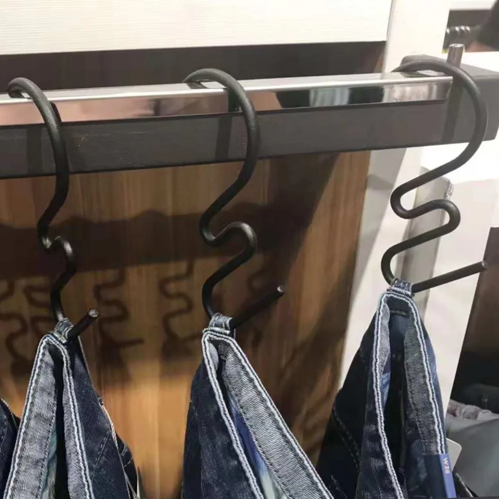 display jeans