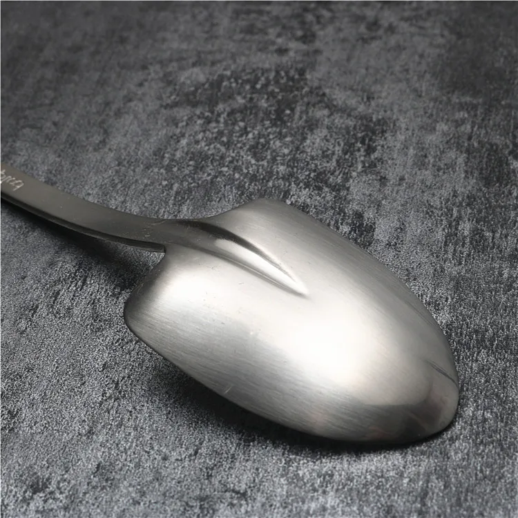 304 stainless steel shovel spoon Dessert Tea Spoon For Picnic Kitchen Accessories retro cute shovel spoon 18.5cm