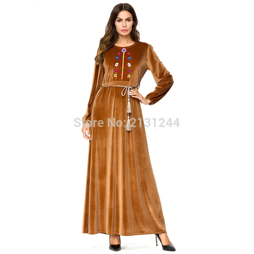 Повседневное платье макси Abaya вельветовое с цветочной вышивкой и длинными