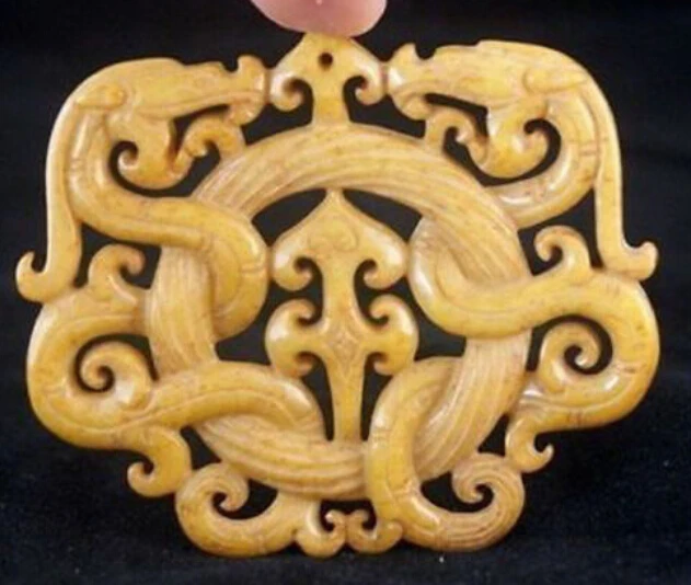 

CHINESE OLD HANDWORK OLD YELLOW Jades CARVED DRAGON PENDANT Free Shipping