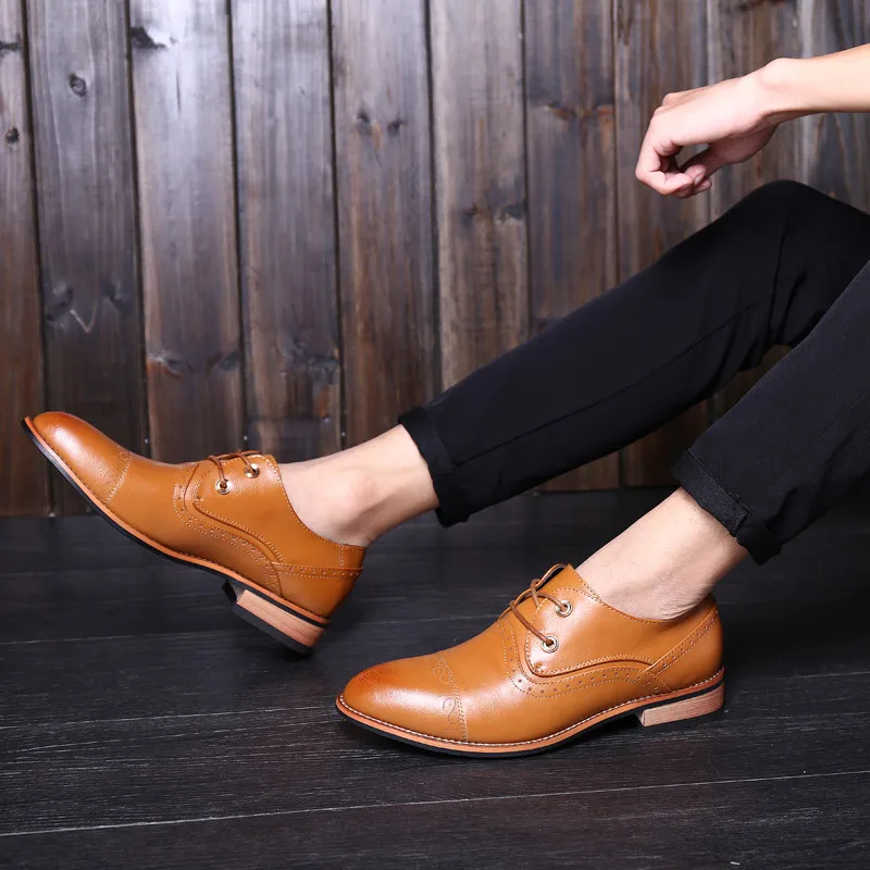 men shoes famous luxury brand leather formal office classic loafers pointed toe dress flats footwear brogue oxford shoes for men (49)