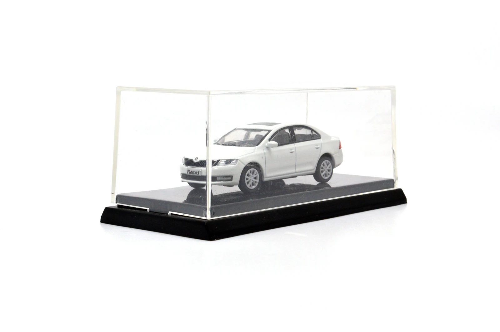 1:64 1/64 1 64 SVW Skoda Rapid 2013 белый литой игрушечный автомобиль оригинальные