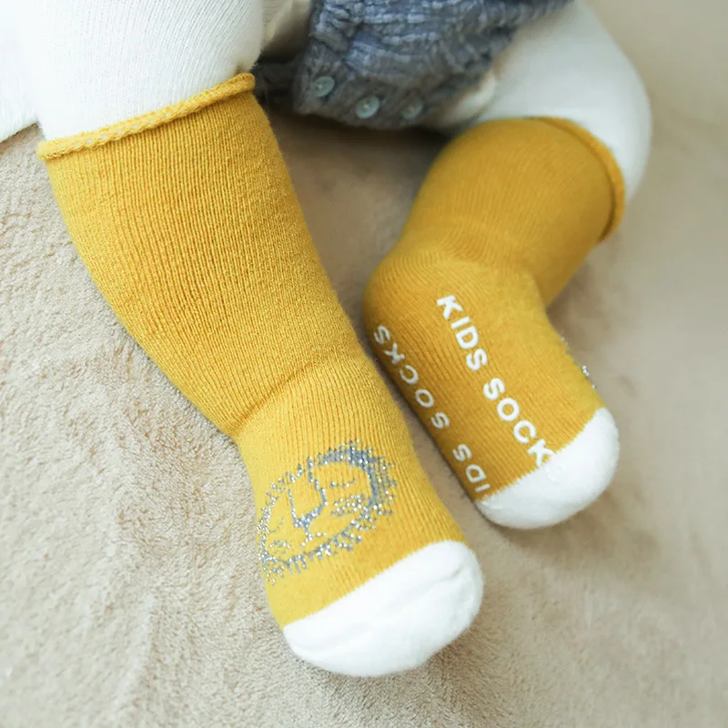 

2019 winter Keep warm 3PCS high quality plush thick baby socks rubber bottom non-slip baby children high tube newborn floor sock