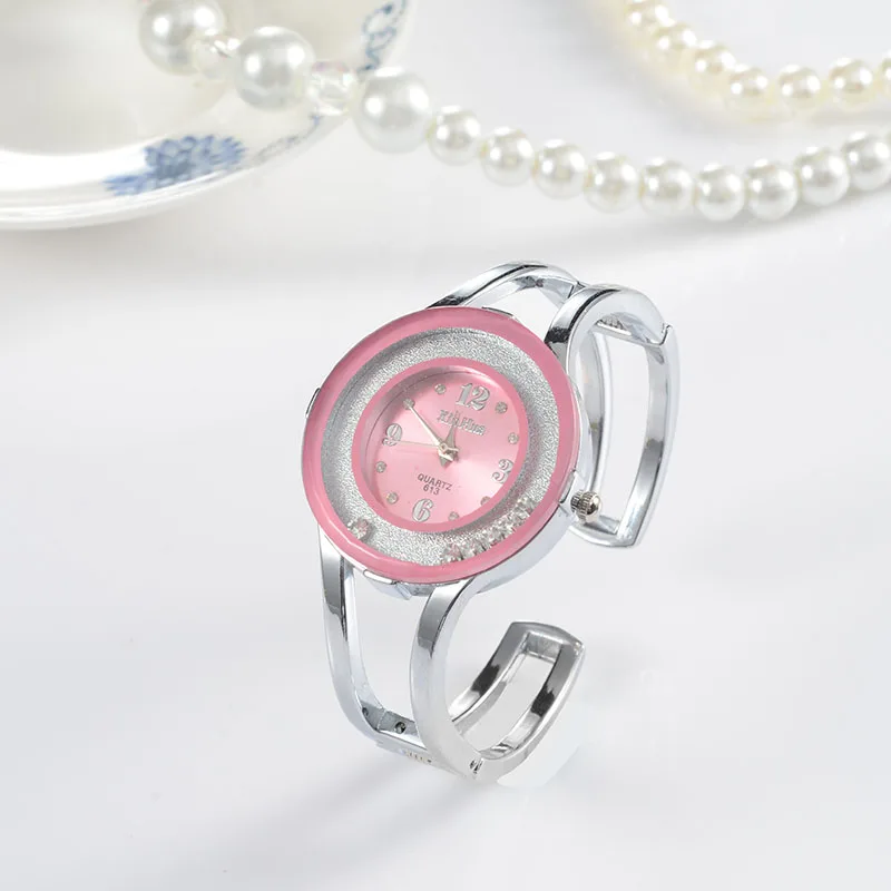 Фото Часы-браслет женские кварцевые, модные наручные часы с кристаллами из нержавеющей стали №5