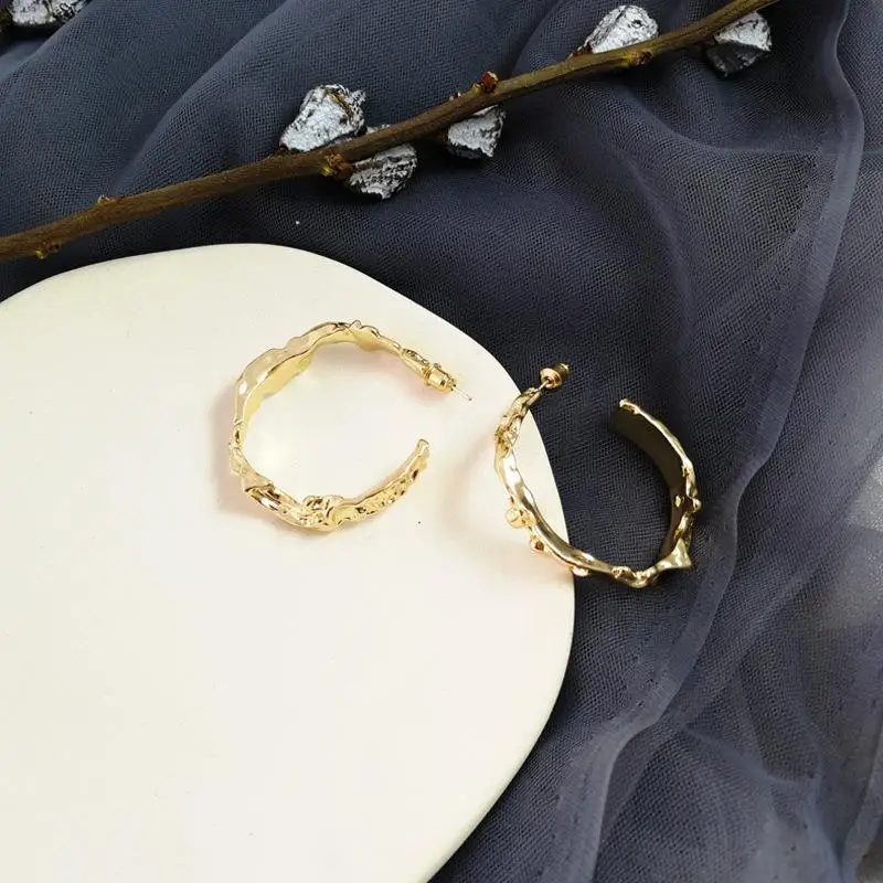 Преобладающие простой дизайн винтажные преувеличенные металлические темпераментные креативные женские серьги-кольца - Metal Color: Gold-color