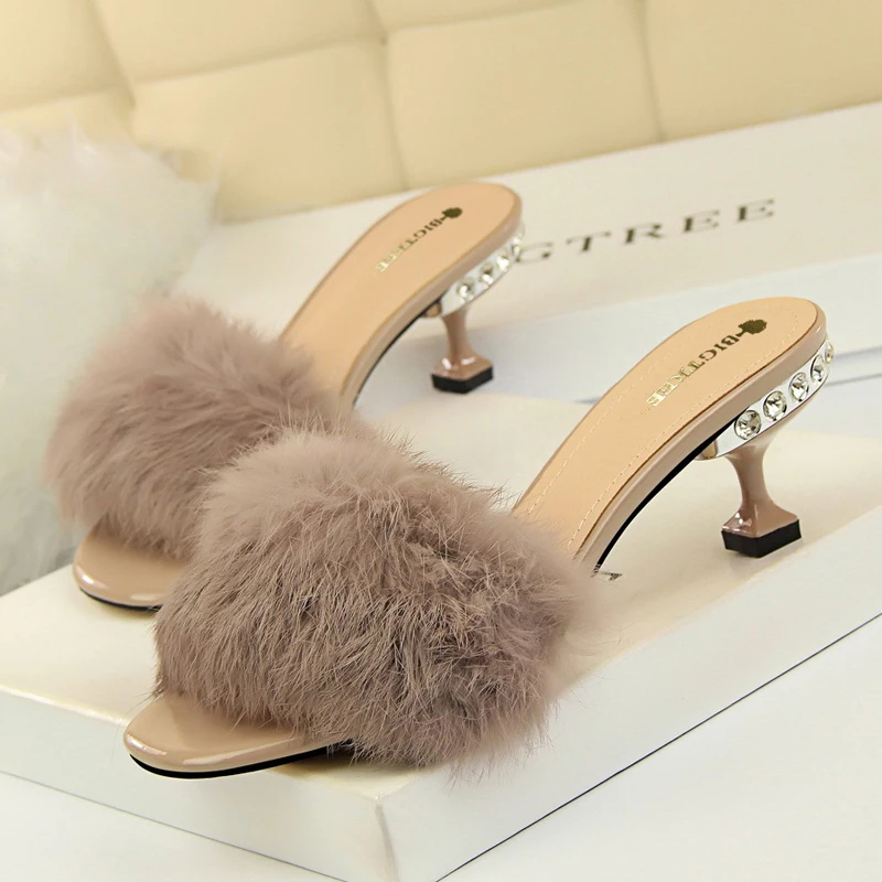 

Fashion elegant wear half slippers rhinestone stiletto high heel fur rabbit fur with slippers