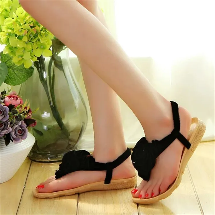 

22013 summer new flat flat sandals with clip toe Bohemia sandals female flower beach shoes wholesale