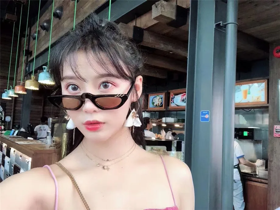 32