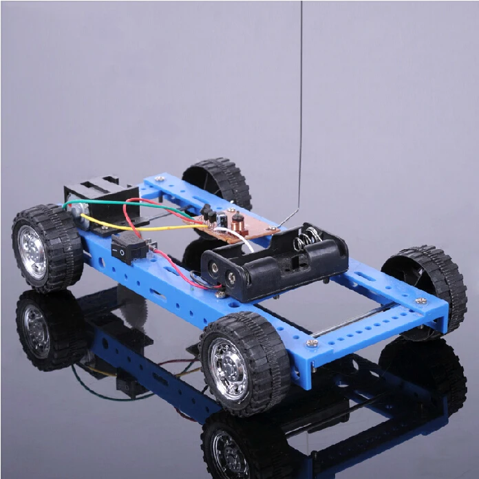 Free shipping, Crab Kingdom 002 Two Drive RC Version Car, DIY Model Assembled Car, Technology