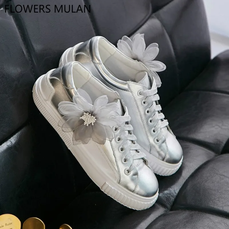 

Luxury Silver Black Leather Women Casual Shoes With One Mesh Flowers Zapatos De Mujer Lace Up Flat Rubber Heel Girl Sneakers