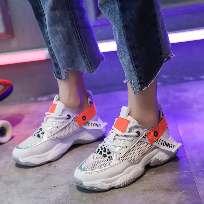 

Women Shoes Chunky Light Women Sneakers Air Mesh Tenis Feminino Women Casual Shoes Vulcanize Breathable Trainers White Sneakers