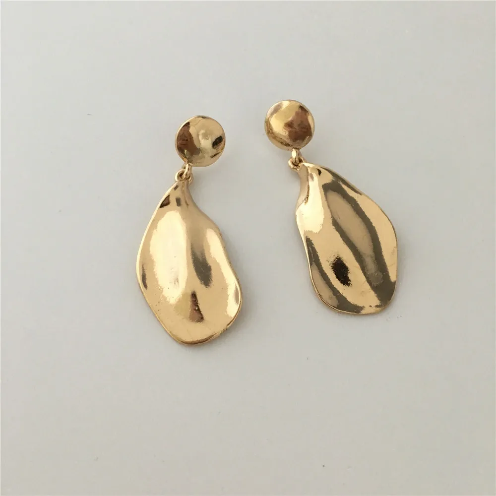 

FASHION JEWELRY GOLD COLOR WATER DROP SCULPTURE STUD EARRINGS FOR WOMEN GIRL