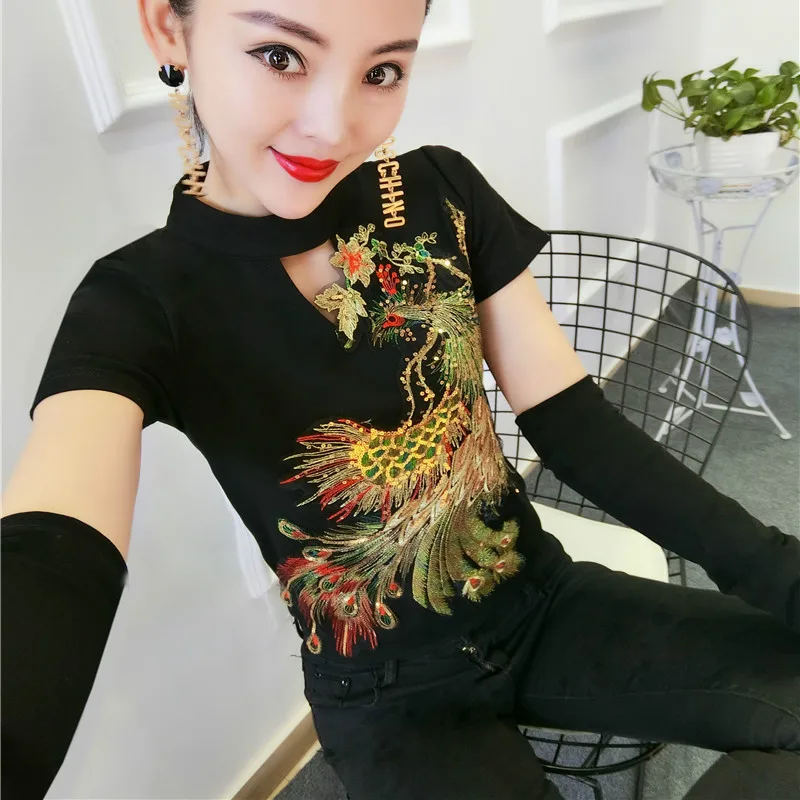 

2019 Autumn Hollow Out Neck Peacock Embroidery Black T-shirts Women Shiny Sequins Dancing T-shirts Lady Body Party T-shirts Tops