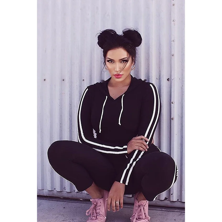 Zogaa Casual Long Sleeve Women Two Pieces Set Streetwear Sexy Hoodie Crop Top and Skinny Pants Solid Patchwork Sexy Tracksuits Zogaa Casual Long Sleeve Women Two Pieces Set Streetwear Sexy Hoodie Crop Top and Skinny Pants Solid Patchwork Sexy Tracksuits