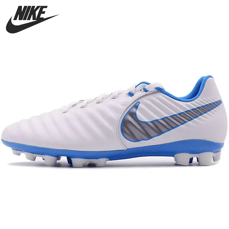 nike legend soccer shoes