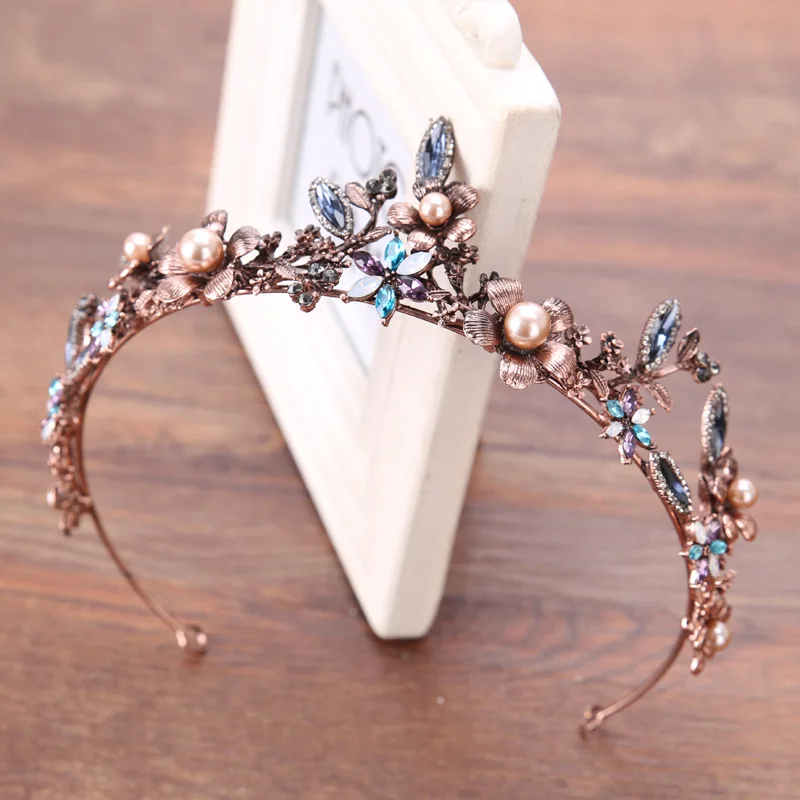 

Women Vintage Style Baroque Tiaras Crown Ladies Delicate Floral Headpieces Bridal Shining Rhinestone Wedding Hair Jewelry