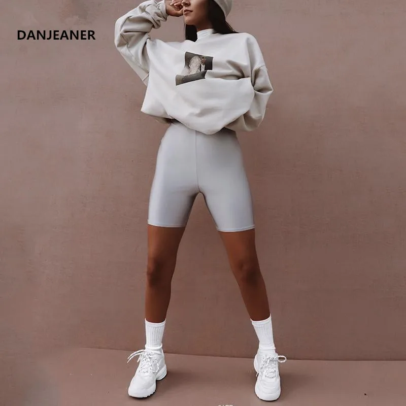

DANJEANER Reflective Shorts High Waist Shorts Women Sweatpants Jogger Punk Biker Shorts Women Casual Streetwear Skinny Shorts