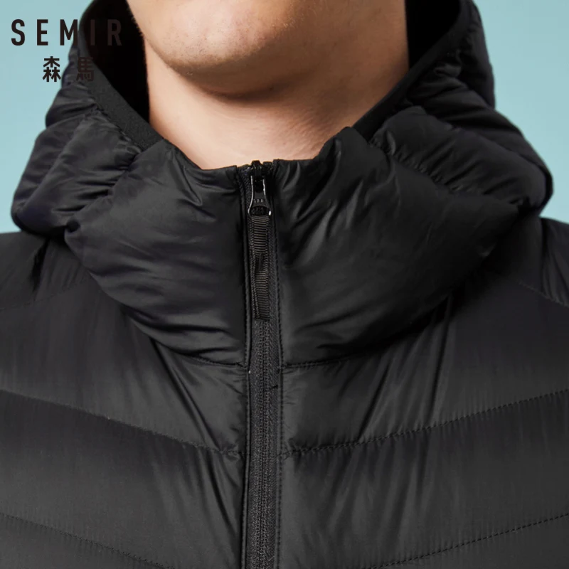 Tanie SEMIR mężczyźni pikowana lekka kamizelka z kapturem dół z kieszenią na zamek z kapturem kamizelka rozdymka Chinlon podszyta wewnętrzna kieszeń zapięcie na zamek