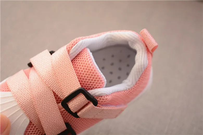 Мягкая нескользящая обувь для малышей для детей от 1 до 3 лет спортивная обувь для маленьких мальчиков и девочек высококачественная повседневная обувь для первых прогулок