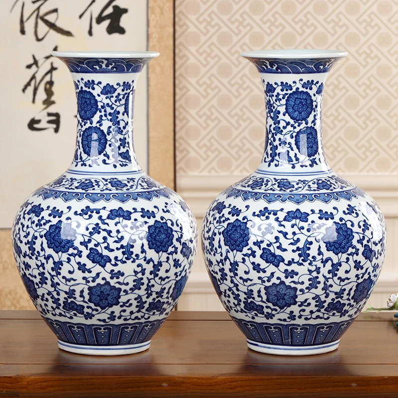 Jingdezhen Ceramic Antique Blue And White Porcelain Vase Classic Modern
