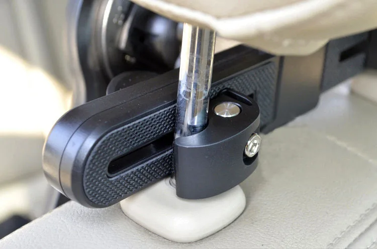 3141823193_370596092