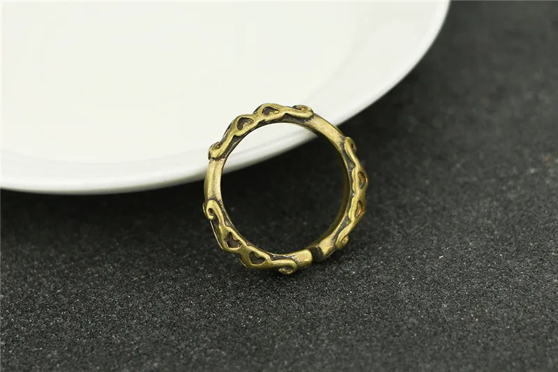 Brass Vintage  Pattern Key Rings (5)